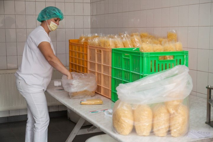 Száraztészta az üzemi gyártás során